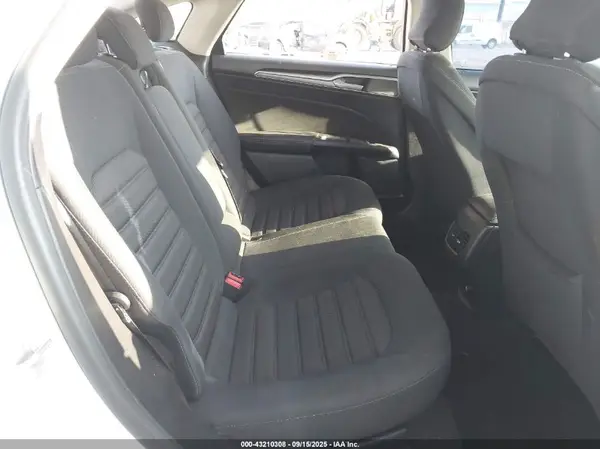 3FA6P0LU7KR220751 2019 FORD FUSION - Image 8