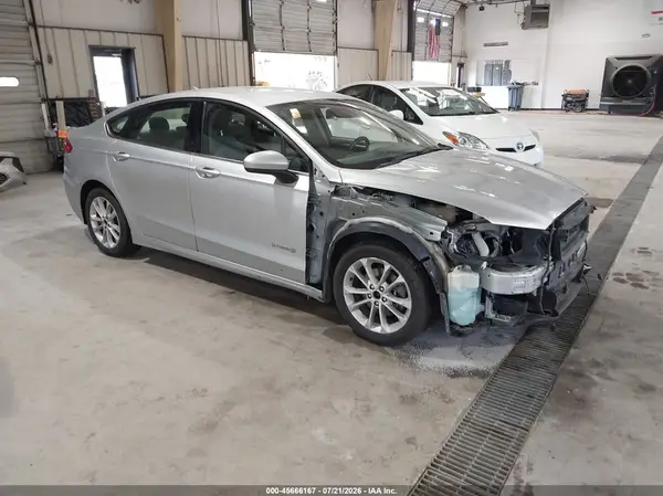 3FA6P0LU7KR226694 2019 FORD FUSION - Image 1