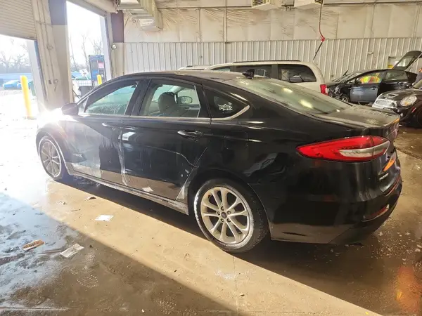 3FA6P0LU7KR235248 2019 FORD FUSION - Image 2