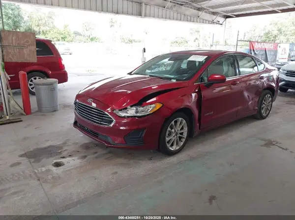 3FA6P0LU7KR240126 2019 FORD FUSION - Image 2