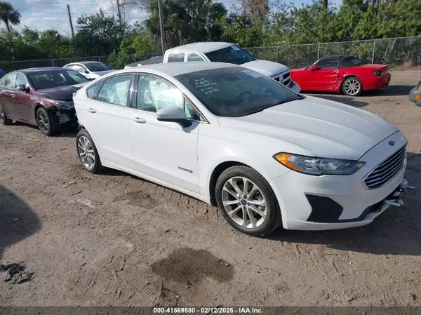 3FA6P0LU7KR240949 2019 FORD FUSION - Image 1