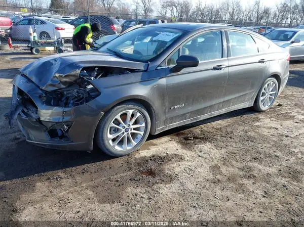 3FA6P0LU7KR242328 2019 FORD FUSION - Image 2
