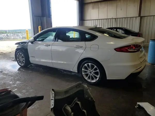 3FA6P0LU7KR257735 2019 FORD FUSION - Image 2