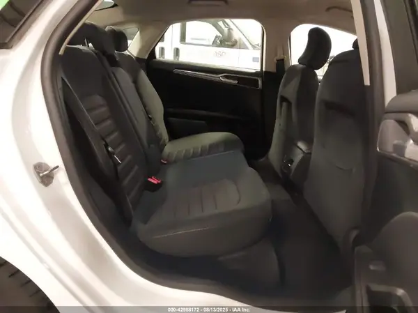 3FA6P0LU7KR261879 2019 FORD FUSION - Image 8