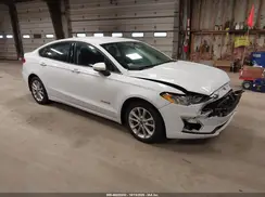 3FA6P0LU7KR263194 2019 FORD FUSION