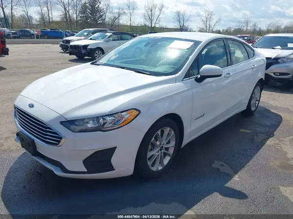 3FA6P0LU7KR263762 2019 FORD FUSION - Image 2