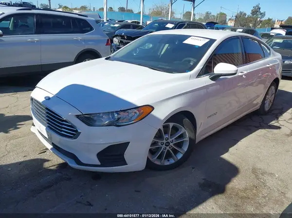 3FA6P0LU7KR272235 2019 FORD FUSION - Image 2