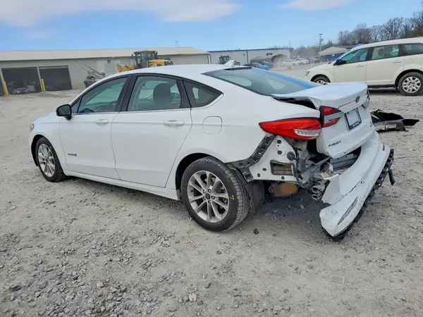 3FA6P0LU7KR274728 2019 FORD FUSION - Image 2