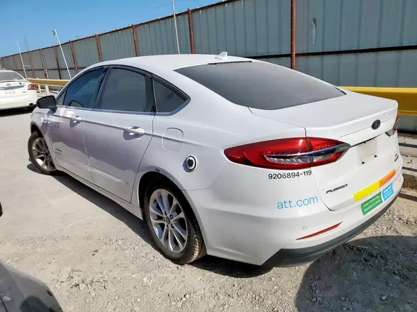 3FA6P0LU7KR284952 2019 FORD FUSION - Image 2
