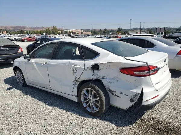 3FA6P0LU7LR151108 2020 FORD FUSION - Image 2
