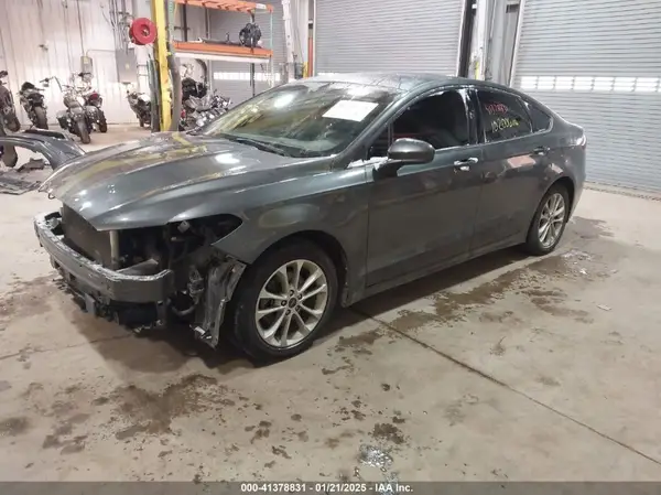 3FA6P0LU7LR183718 2020 FORD FUSION - Image 2