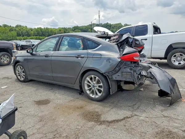 3FA6P0LU7LR196744 2020 FORD FUSION - Image 2