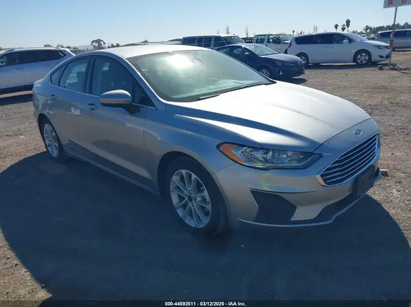 3FA6P0LU7LR225319 2020 FORD FUSION - Image 1