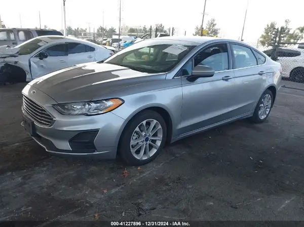 3FA6P0LU7LR228916 2020 FORD FUSION - Image 2