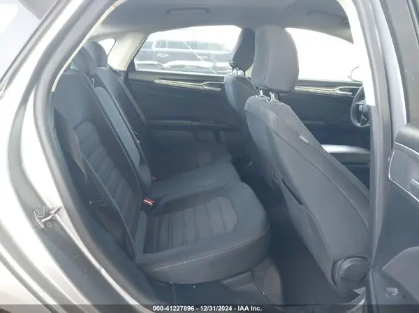 3FA6P0LU7LR228916 2020 FORD FUSION - Image 8