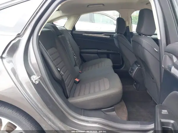 3FA6P0LU7LR232500 2020 FORD FUSION - Image 8