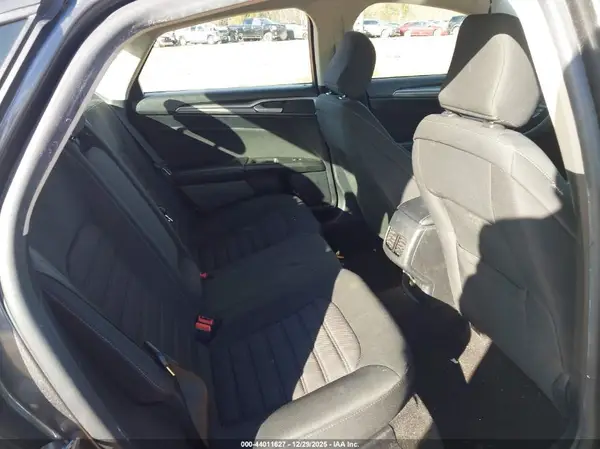 3FA6P0LU7LR236319 2020 FORD FUSION - Image 8