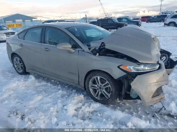 3FA6P0LU8GR127311 2016 FORD FUSION - Image 1