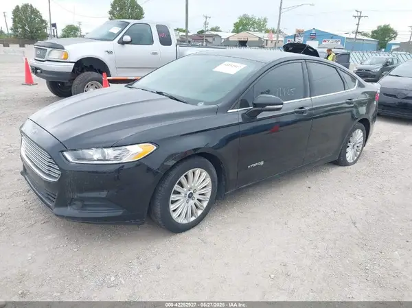3FA6P0LU8GR155495 2016 FORD FUSION - Image 2