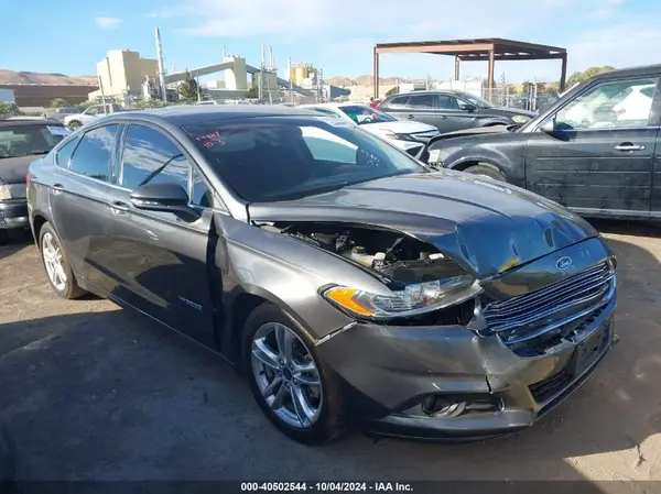 3FA6P0LU8GR208258 2016 FORD FUSION - Image 1