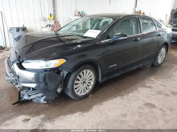 3FA6P0LU8GR304164 2016 FORD FUSION - Image 2