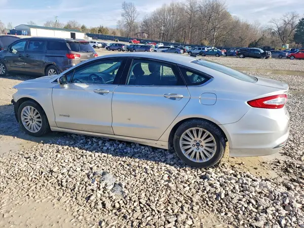3FA6P0LU8GR330554 2016 FORD FUSION - Image 2