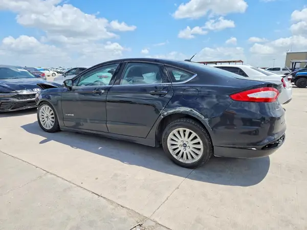 3FA6P0LU8GR346219 2016 FORD FUSION - Image 2