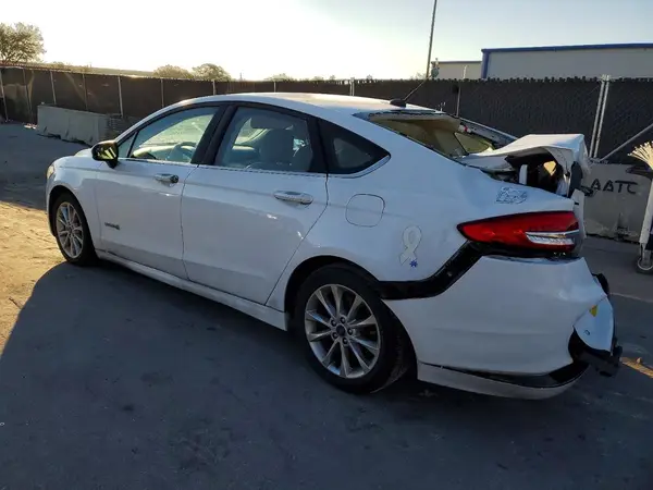 3FA6P0LU8HR121770 2017 FORD FUSION - Image 2