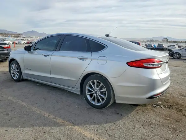 3FA6P0LU8HR163677 2017 FORD FUSION - Image 2