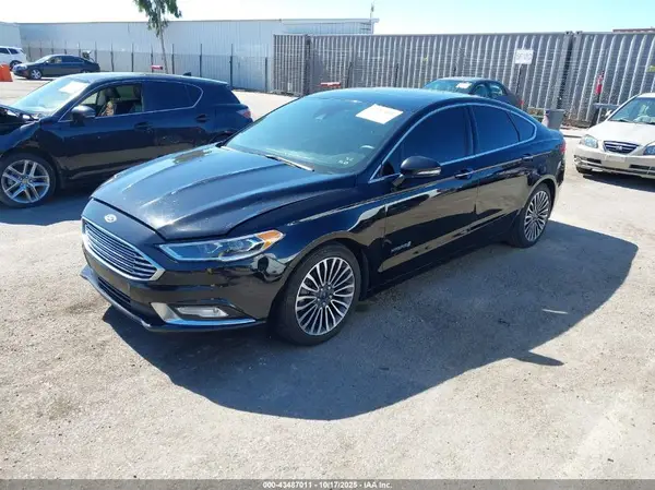 3FA6P0LU8HR166191 2017 FORD FUSION - Image 2