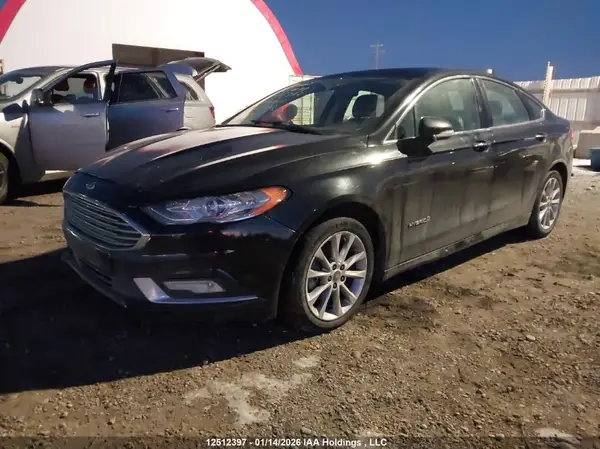 3FA6P0LU8HR225062 2017 FORD FUSION - Image 2