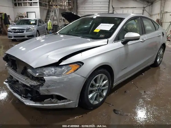 3FA6P0LU8HR231167 2017 FORD FUSION - Image 2