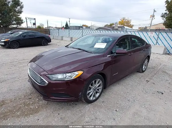 3FA6P0LU8HR244887 2017 FORD FUSION - Image 2