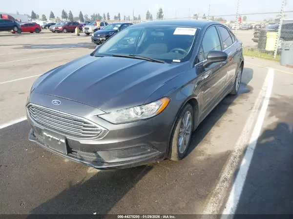 3FA6P0LU8HR248230 2017 FORD FUSION - Image 2