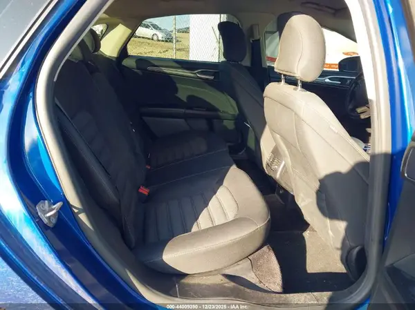 3FA6P0LU8HR285293 2017 FORD FUSION - Image 8