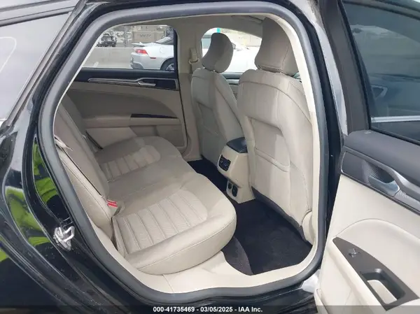 3FA6P0LU8HR287304 2017 FORD FUSION - Image 8