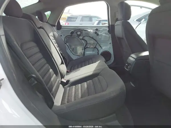 3FA6P0LU8HR295239 2017 FORD FUSION - Image 8