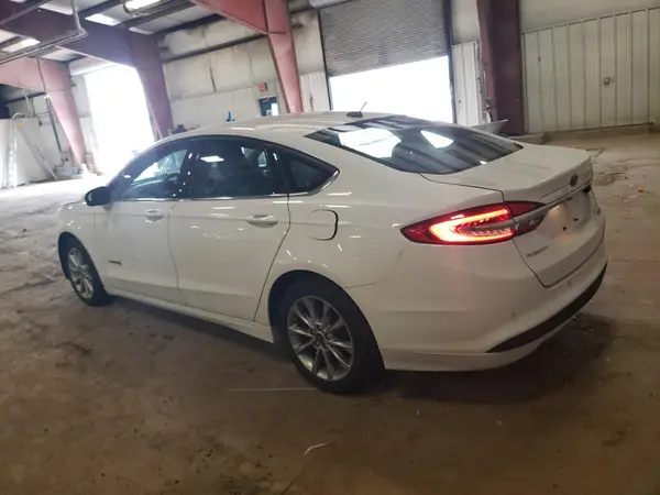 3FA6P0LU8HR296990 2017 FORD FUSION - Image 2