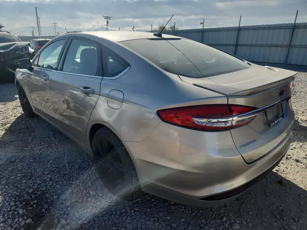 3FA6P0LU8HR314470 2017 FORD FUSION - Image 2
