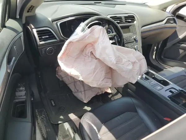 3FA6P0LU8HR316008 2017 FORD FUSION - Image 8