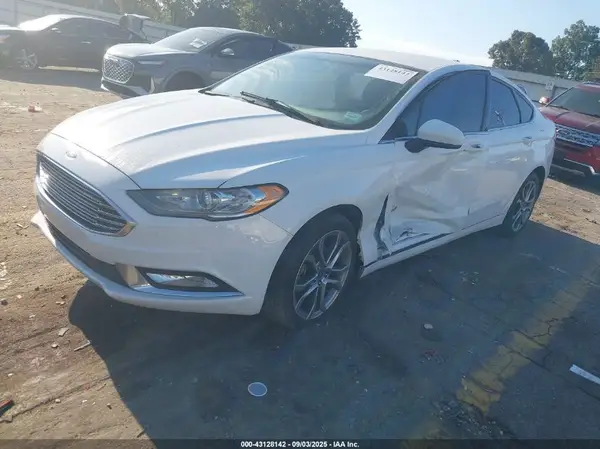 3FA6P0LU8HR325081 2017 FORD FUSION - Image 2