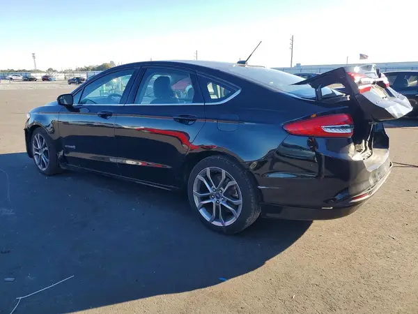 3FA6P0LU8HR356251 2017 FORD FUSION - Image 2