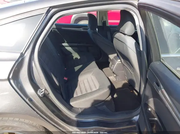 3FA6P0LU8HR374443 2017 FORD FUSION - Image 8