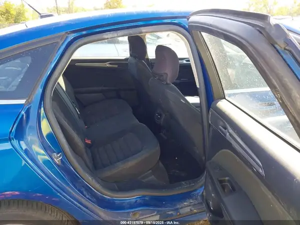 3FA6P0LU8HR384681 2017 FORD FUSION - Image 8