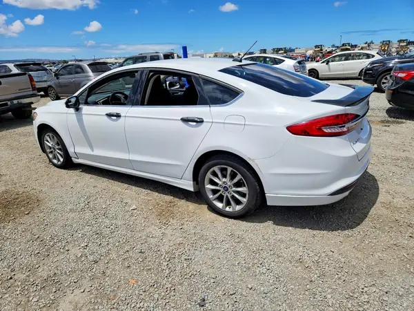 3FA6P0LU8HR386625 2017 FORD FUSION - Image 2