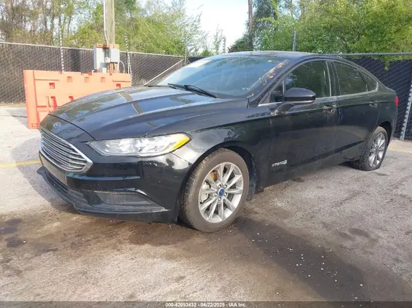 3FA6P0LU8HR400085 2017 FORD FUSION - Image 2