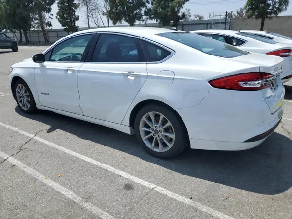 3FA6P0LU8HR408946 2017 FORD FUSION - Image 2