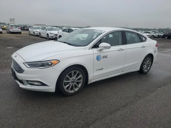 3FA6P0LU8HR409112 2017 FORD FUSION - Image 1