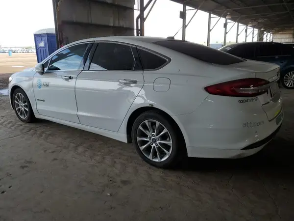 3FA6P0LU8HR409143 2017 FORD FUSION - Image 2