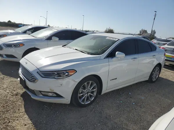 3FA6P0LU8HR409174 2017 FORD FUSION - Image 1